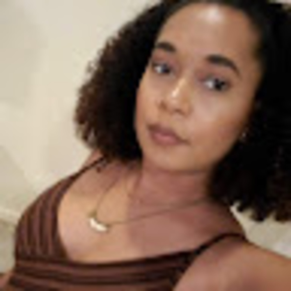 Meet your Posher, Candace
